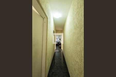 Casa à venda com 144m², 3 quartos e 3 vagasCorredor