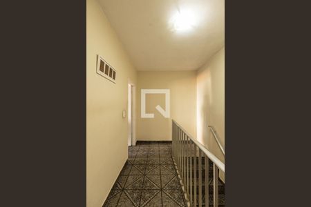 Corredor de casa à venda com 3 quartos, 144m² em Vila Carrao, São Paulo