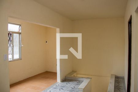 Sala de casa para alugar com 2 quartos, 100m² em Piedade, Rio de Janeiro