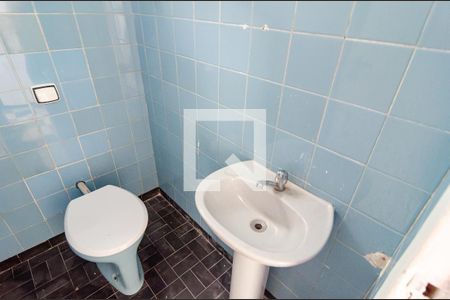 Casa à venda com 370m², 3 quartos e 3 vagasBanheiro do Salão de Festas