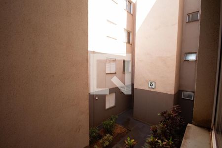 Vista da Sala de apartamento para alugar com 2 quartos, 42m² em Jardim Heitor Rigon, Ribeirão Preto