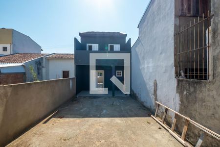 Casa à venda com 110m², 3 quartos e 2 vagasQuintal