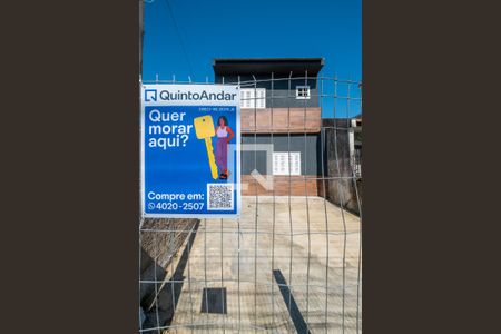 Casa à venda com 110m², 3 quartos e 2 vagasFachada