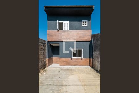 Casa à venda com 110m², 3 quartos e 2 vagasFachada