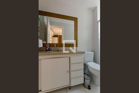 Banheiro da Suíte 1 de apartamento para alugar com 2 quartos, 84m² em Charitas, Niterói