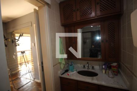 Apartamento à venda com 107m², 3 quartos e 1 vagaBanheiro da Suíte