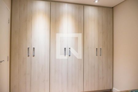 Apartamento à venda com 197m², 3 quartos e 4 vagasSuíte 2