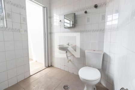 Banheiro de casa à venda com 1 quarto, 65m² em Vila Isolina Mazzei, São Paulo