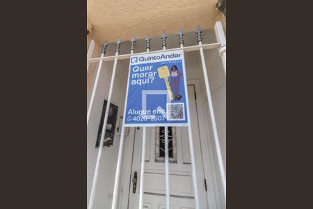 Casa à venda com 65m², 1 quarto e sem vaga Casa à venda com 65m², 1 quarto e sem vagaFachada