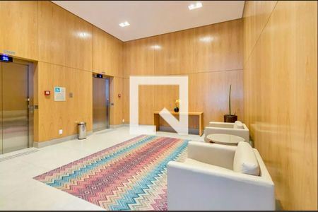 Apartamento à venda com 72m², 2 quartos e 1 vaga Apartamento à venda com 72m², 2 quartos e 1 vagaHall Social Bloco