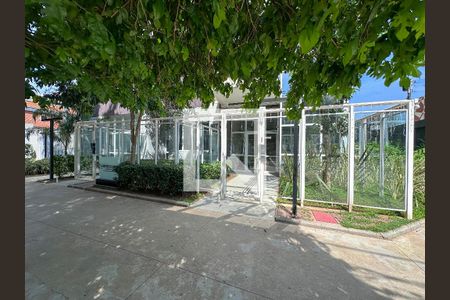 Apartamento à venda com 72m², 2 quartos e 1 vagaFachada