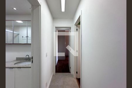 Apartamento à venda com 72m², 2 quartos e 1 vagaCorredor Quartos