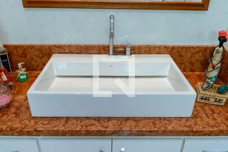 Casa à venda com 175m², 2 quartos e 2 vagasBanheiro Quartos 1 e 2