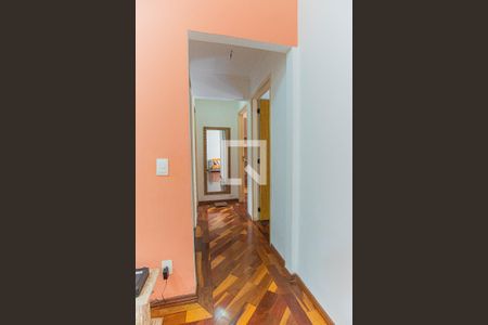 Corredor de apartamento à venda com 3 quartos, 110m² em Campestre, Santo André