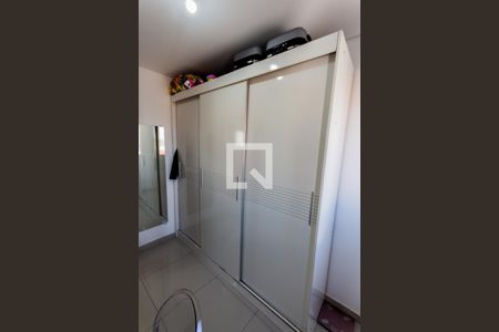 Armário de apartamento à venda com 2 quartos, 90m² em Jardim Utinga, Santo André