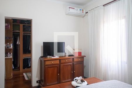 Casa à venda com 240m², 5 quartos e 3 vagasQuarto 2