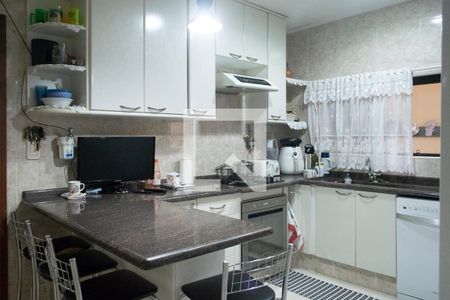 Casa à venda com 240m², 5 quartos e 3 vagasCozinha