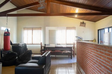 Casa à venda com 240m², 5 quartos e 3 vagasSalão