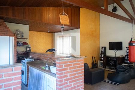 Casa à venda com 240m², 5 quartos e 3 vagasSalão