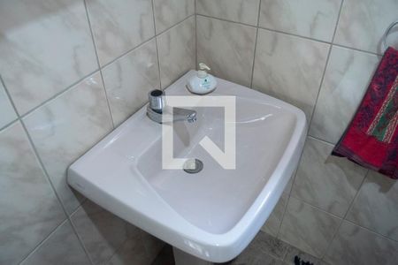 Casa à venda com 240m², 5 quartos e 3 vagasBanheiro salão