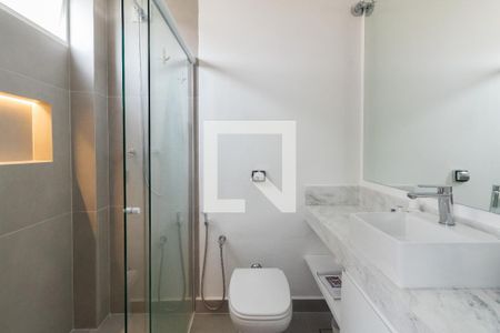 Suíte - banheiro de apartamento para alugar com 2 quartos, 89m² em Cerqueira César, São Paulo