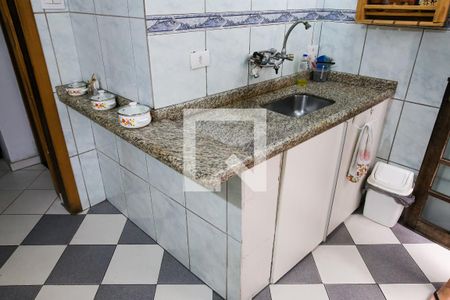 Casa à venda com 100m², 3 quartos e sem vaga Casa à venda com 100m², 3 quartos e sem vagaCozinha