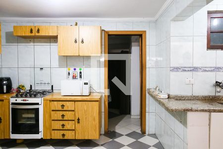 Casa à venda com 100m², 3 quartos e sem vaga Casa à venda com 100m², 3 quartos e sem vagaCozinha