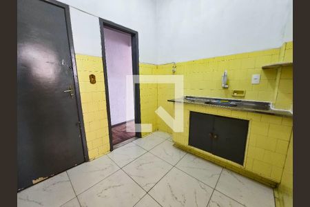 Apartamento para alugar com 75m², 2 quartos e sem vagaCozinha
