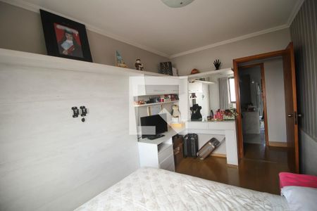 Quarto 1 de apartamento à venda com 4 quartos, 240m² em Marechal Rondon, Canoas