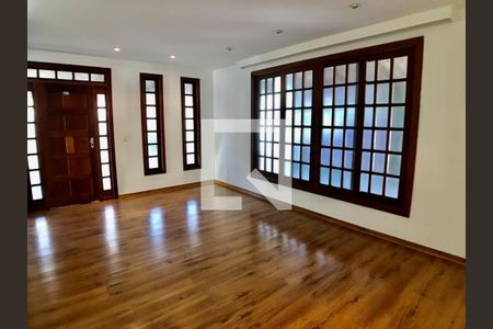 Casa à venda com 3 quartos, 156m² em Estoril, Belo Horizonte