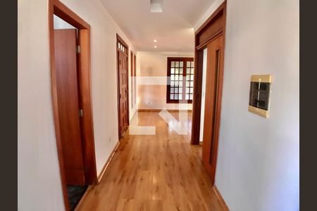 Casa à venda com 3 quartos, 156m² em Estoril, Belo Horizonte