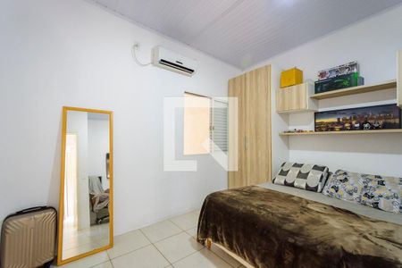 Casa à venda com 468m², 3 quartos e 2 vagas Casa à venda com 468m², 3 quartos e 2 vagasQuarto 2