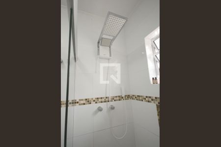 Casa à venda com 125m², 2 quartos e 2 vagasBanheiro