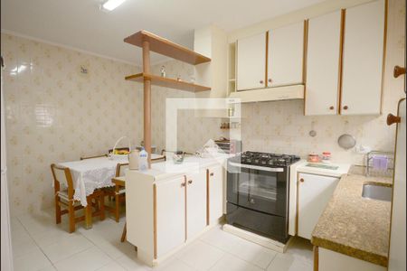 Casa à venda com 125m², 2 quartos e 2 vagasCozinha