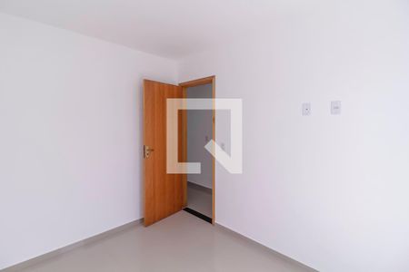 Quarto 1 de apartamento para alugar com 2 quartos, 49m² em Vila Industrial, São Paulo