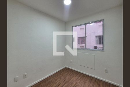 Quarto 2 de apartamento para alugar com 2 quartos, 60m² em Vargem Pequena, Rio de Janeiro
