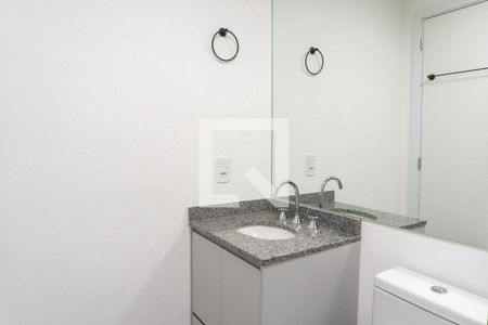 Banheiro de apartamento para alugar com 1 quarto, 29m² em Vila Santa Catarina, São Paulo