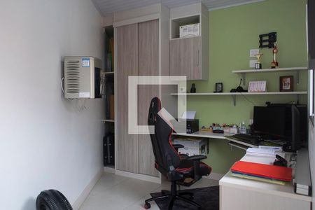 Casa à venda com 160m², 3 quartos e 2 vagas Casa à venda com 160m², 3 quartos e 2 vagasEdícula