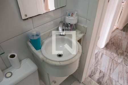 Casa à venda com 160m², 3 quartos e 2 vagas Casa à venda com 160m², 3 quartos e 2 vagasBanheiro