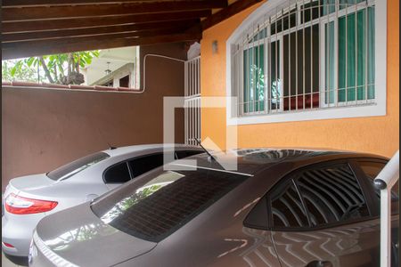 Casa à venda com 160m², 3 quartos e 2 vagas Casa à venda com 160m², 3 quartos e 2 vagasGaragem