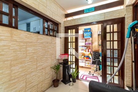 Casa para alugar com 132m², 3 quartos e 2 vagasÁrea externa