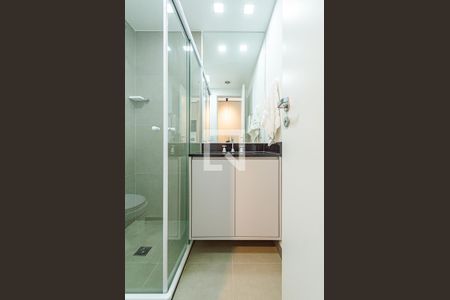 Banheiro de kitnet/studio à venda com 1 quarto, 24m² em Consolação, São Paulo