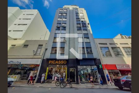 Apartamento à venda com 58m², 2 quartos e sem vagaFachada