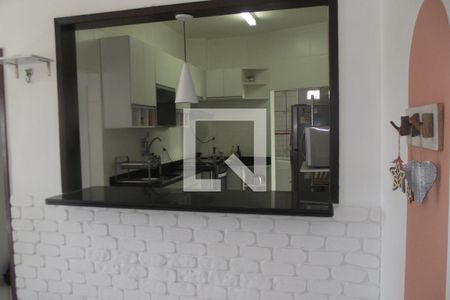 Apartamento à venda com 75m², 2 quartos e sem vagaCozinha 