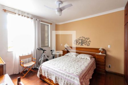 Apartamento à venda com 140m², 3 quartos e 2 vagas Apartamento à venda com 140m², 3 quartos e 2 vagasQuarto Suíte