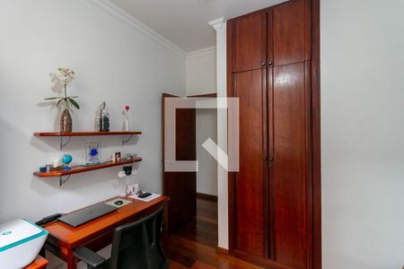 Apartamento à venda com 140m², 3 quartos e 2 vagas Apartamento à venda com 140m², 3 quartos e 2 vagasQuarto 1