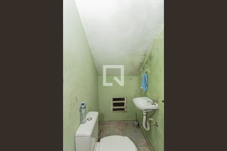 Casa à venda com 273m², 3 quartos e 6 vagasLavabo - garagem