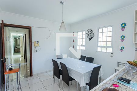 Casa à venda com 273m², 3 quartos e 6 vagasCopa