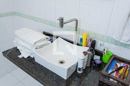 Casa à venda com 273m², 3 quartos e 6 vagasBanheiro suite 3