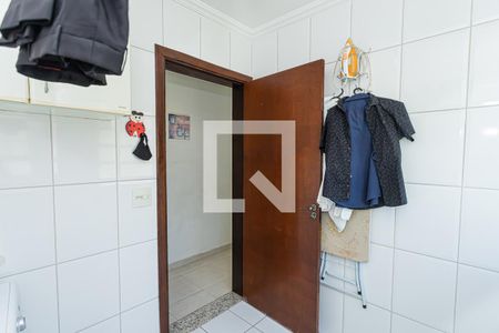 Casa à venda com 273m², 3 quartos e 6 vagasÁrea de Serviço